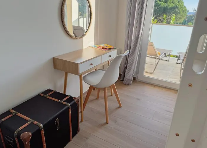 Aurora, Magnifique Classe 3 Etoiles, 6 P, Acces Direct Plage, Parking Prive Apartament *