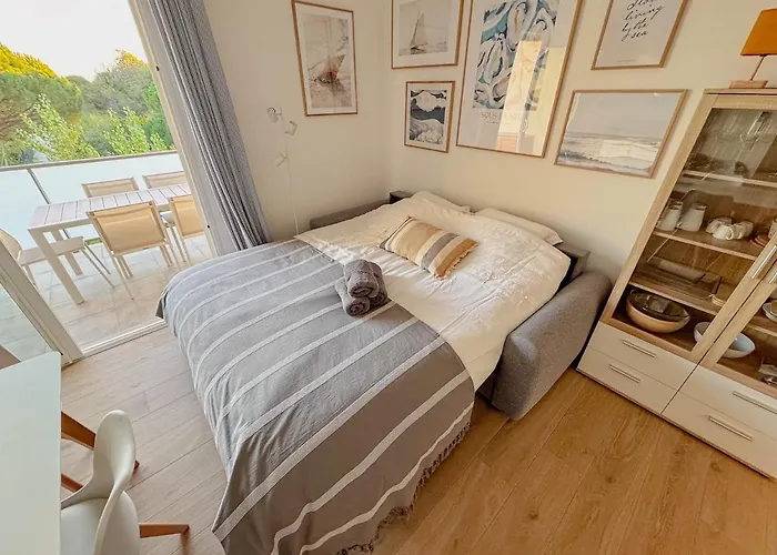 Apartament Aurora, Magnifique Classe 3 Etoiles, 6 P, Acces Direct Plage, Parking Prive Vias