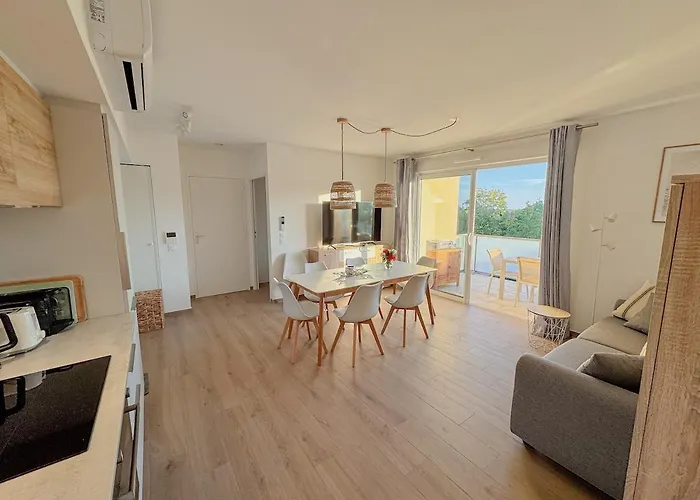 Apartament Aurora, Magnifique Classe 3 Etoiles, 6 P, Acces Direct Plage, Parking Prive Vias
