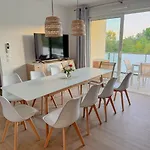 Appartement Aurora, Magnifique, Classe 3 Etoiles, 6 Personnes, Acces Direct Plage, Parking Prive, Vue A Travers La Pinede Vias