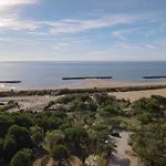 Aurora, Magnifique, Classe 3 Etoiles, 6 Personnes, Acces Direct Plage, Parking Prive, Vue A Travers La Pinede Appartement Vias