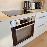 Appartement Aurora, Magnifique, Classe 3 Etoiles, 6 Personnes, Acces Direct Plage, Parking Prive, Vue A Travers La Pinede