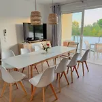 Aurora, Magnifique, Classe 3 Etoiles, 6 Personnes, Acces Direct Plage, Parking Prive, Vue A Travers La Pinede *