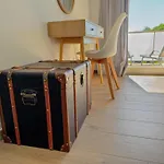 Appartement Aurora, Magnifique, Classe 3 Etoiles, 6 Personnes, Acces Direct Plage, Parking Prive, Vue A Travers La Pinede Vias