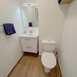 Aurora, Magnifique, Classe 3 Etoiles, 6 Personnes, Acces Direct Plage, Parking Prive, Vue A Travers La Pinede Appartement