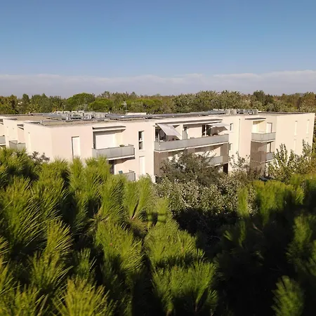 Appartement Aurora, Magnifique, Classe 3 Etoiles, 6 Personnes, Acces Direct Plage, Parking Prive, Vue A Travers La Pinede Vias