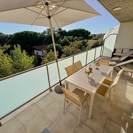 Aurora, Magnifique, Classe 3 Etoiles, 6 Personnes, Acces Direct Plage, Parking Prive, Vue A Travers La Pinede * Vias