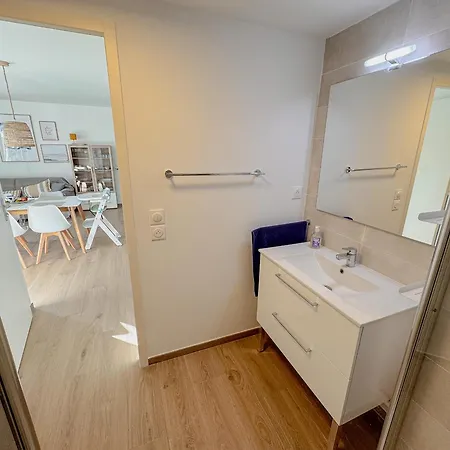 Apartmán Aurora, Magnifique, Classe 3 Etoiles, 6 Personnes, Acces Direct Plage, Parking Prive, Vue A Travers La Pinede
