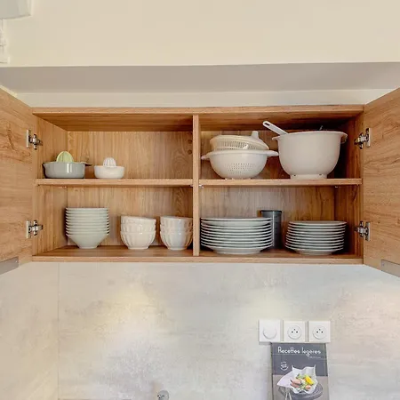 Apartmán Aurora, Magnifique, Classe 3 Etoiles, 6 Personnes, Acces Direct Plage, Parking Prive, Vue A Travers La Pinede *