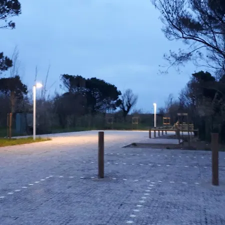 Apartmán Aurora, Magnifique, Classe 3 Etoiles, 6 Personnes, Acces Direct Plage, Parking Prive, Vue A Travers La Pinede *