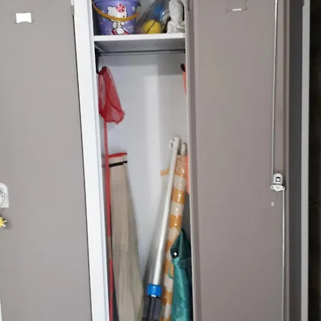 Apartmán Aurora, Magnifique, Classe 3 Etoiles, 6 Personnes, Acces Direct Plage, Parking Prive, Vue A Travers La Pinede Vias