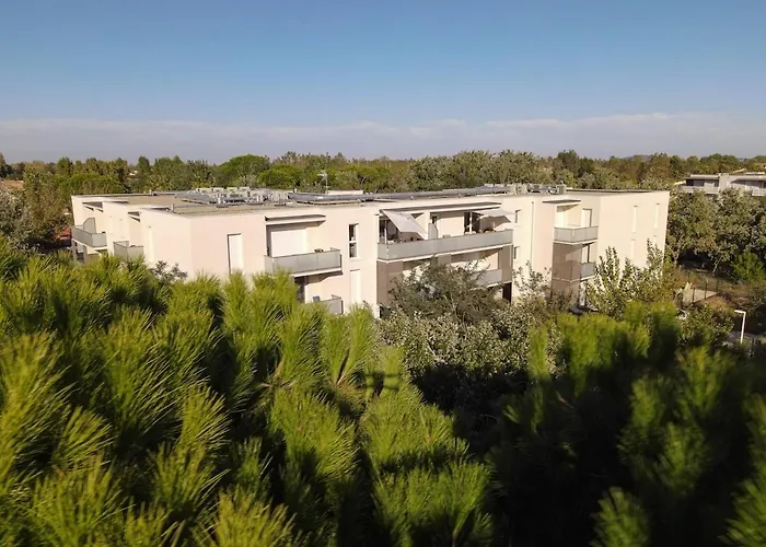 Aurora, Magnifique Classe 3 Etoiles, 6 P, Acces Direct Plage, Parking Prive Vias